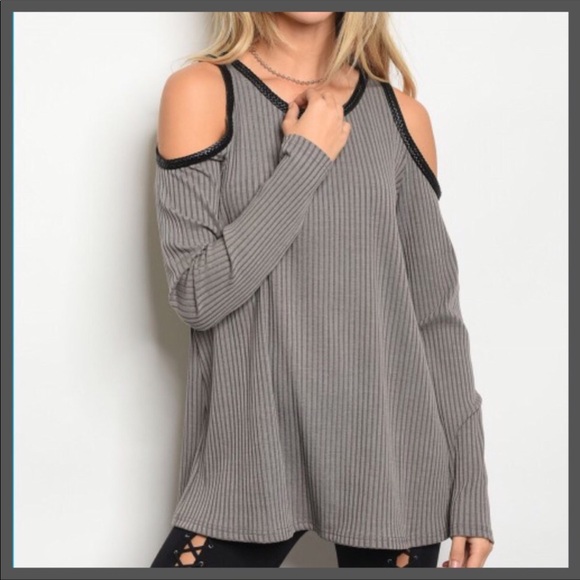 Very J Sweaters - ❄️COLD SHOULDER CHARCOAL GRAY TOP WITH BLACK TRIM